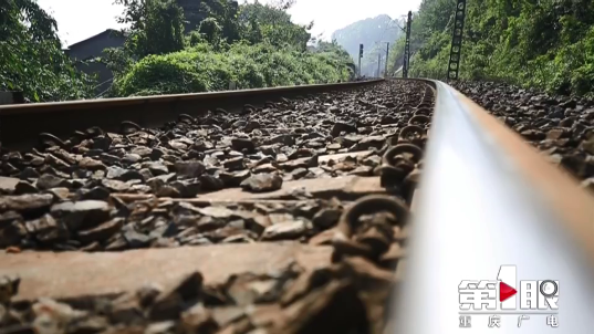 im体育“首秀”丨老成渝铁路“变身记”：一站一风景 13个站点带你享受慢时光